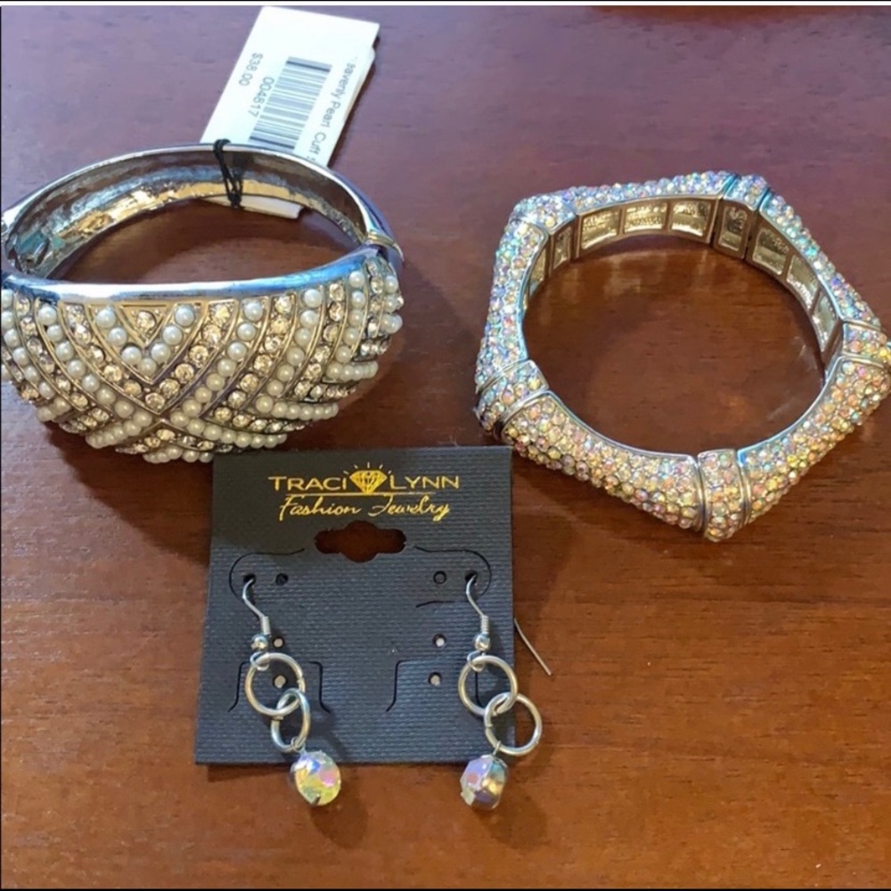 Women’s Jewelry
